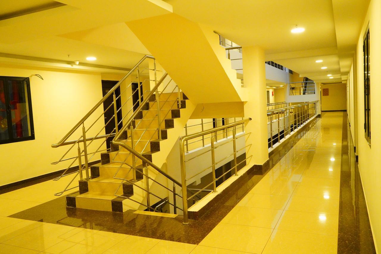 Five Falls Resort Kuttālam Εξωτερικό φωτογραφία