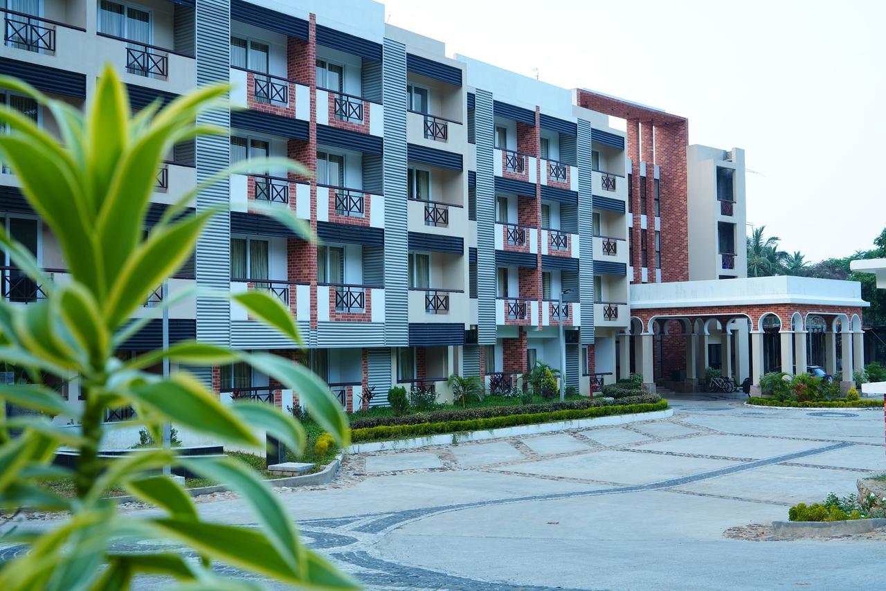 Five Falls Resort Kuttālam Εξωτερικό φωτογραφία