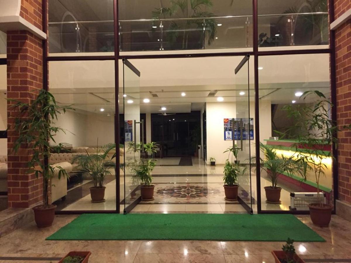Five Falls Resort Kuttālam Εξωτερικό φωτογραφία
